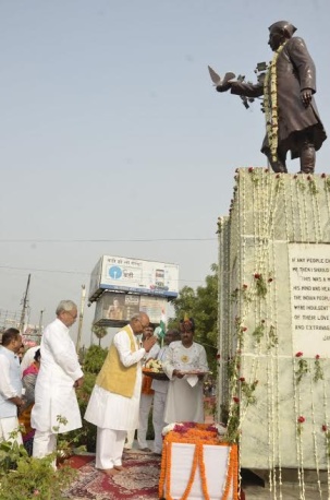 Pandit Nehru remembered on his 52nd death anniversary